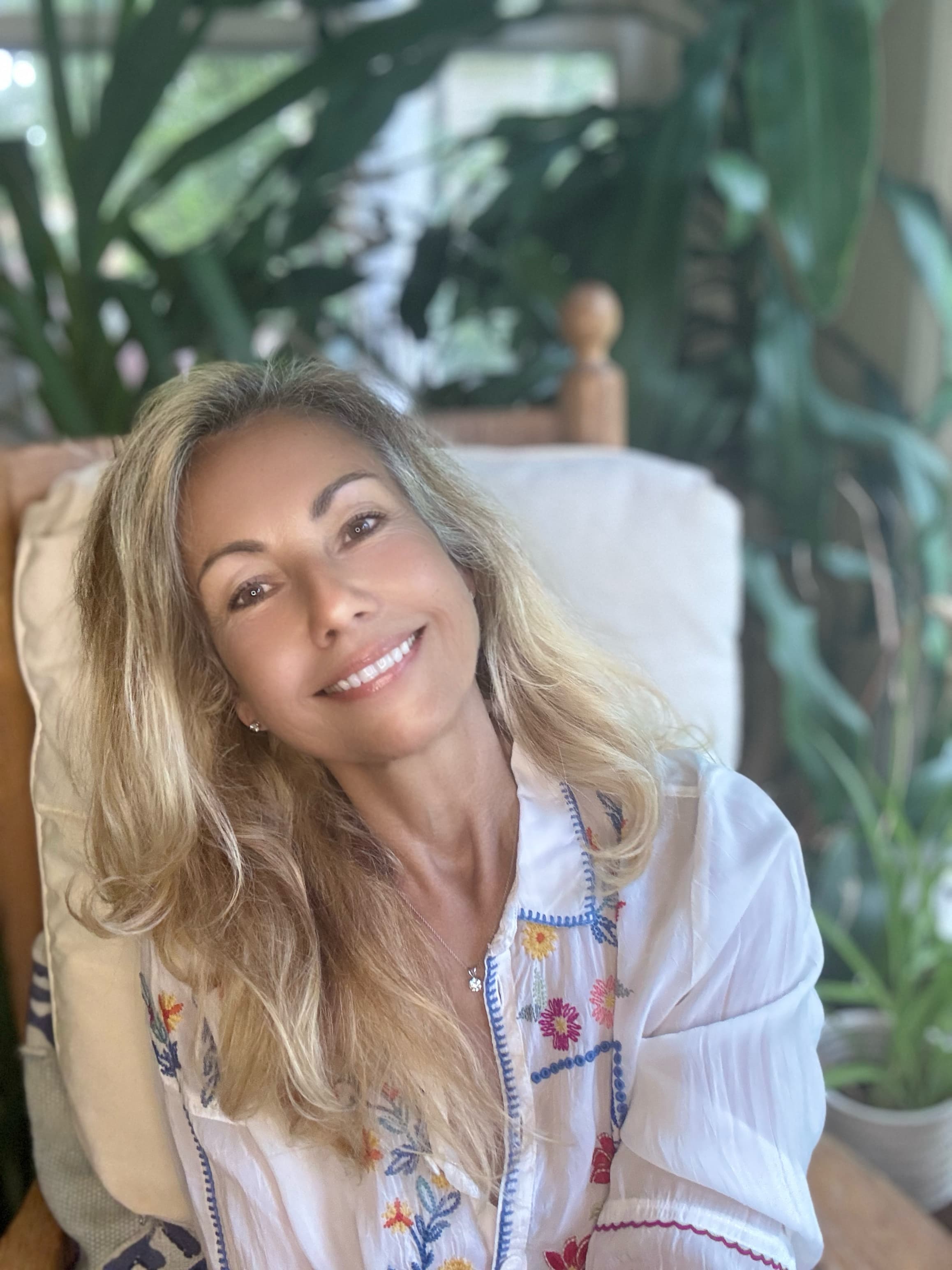 Cat Salony Primary Portrait